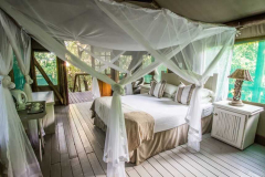 Luxury-double-bed-tent-